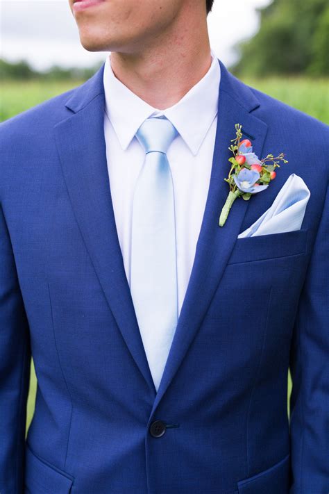 blue tie blue suit